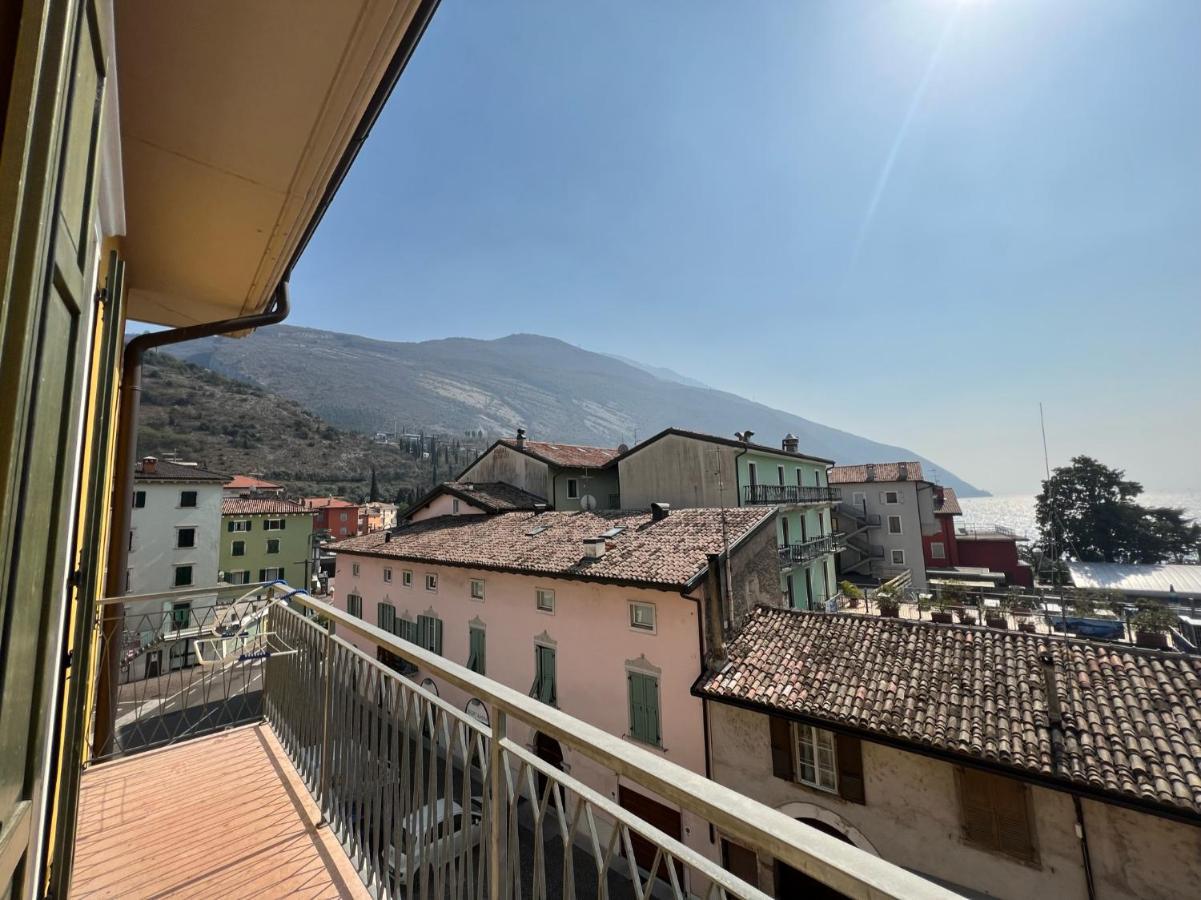 Appartamenti Baia Azzurra 5. Torbole Sul Garda Dış mekan fotoğraf