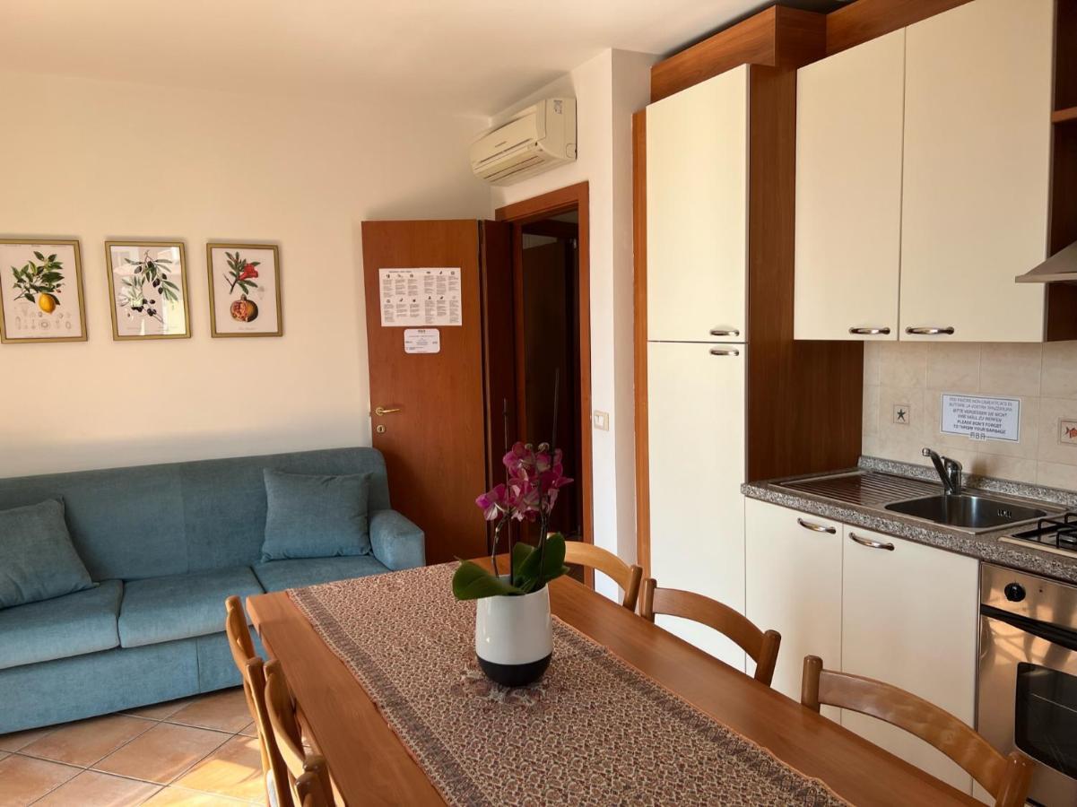 Appartamenti Baia Azzurra 5. Torbole Sul Garda Dış mekan fotoğraf
