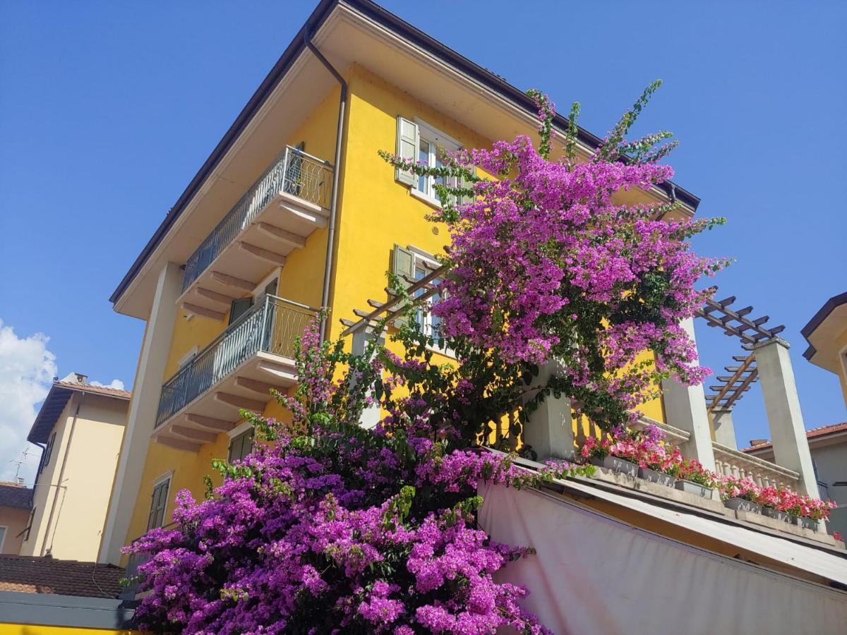 Appartamenti Baia Azzurra 5. Torbole Sul Garda Dış mekan fotoğraf